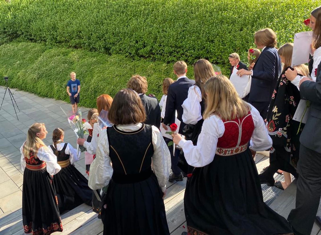 En høytidelig stund: Avslutning og aller siste klassebilde