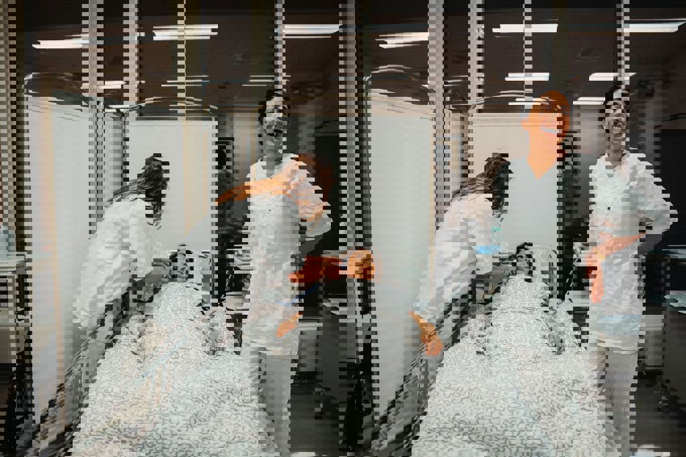 En person i en sykehusseng